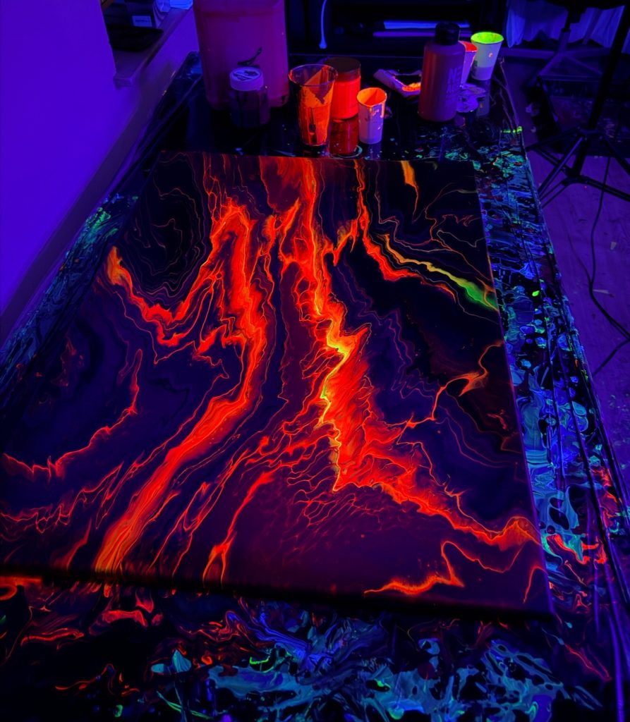 Liquid Painting von Marcel Frömming unter UV-Beleuchtung